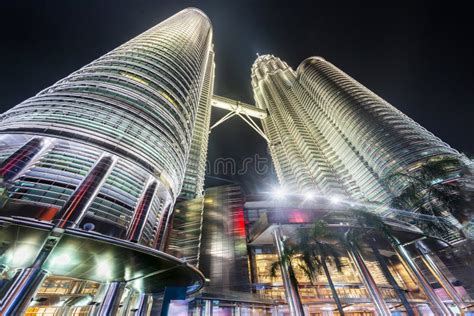  Petronas Towers Debate: A Towering Argument Over Architectural Identity and National Pride