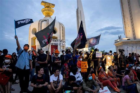  De Impact van de Future Forward Protesten op de Thaise Politiek: Een analyse van de rol van Atipop Siripong